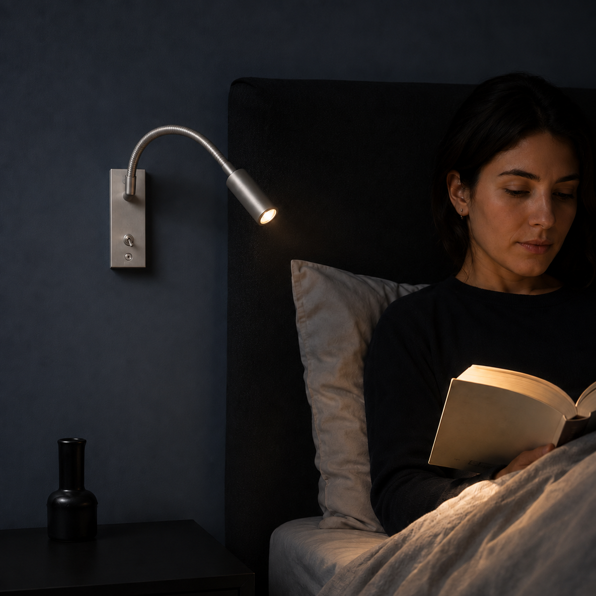 Gooseneck LED Bedside Reading Light