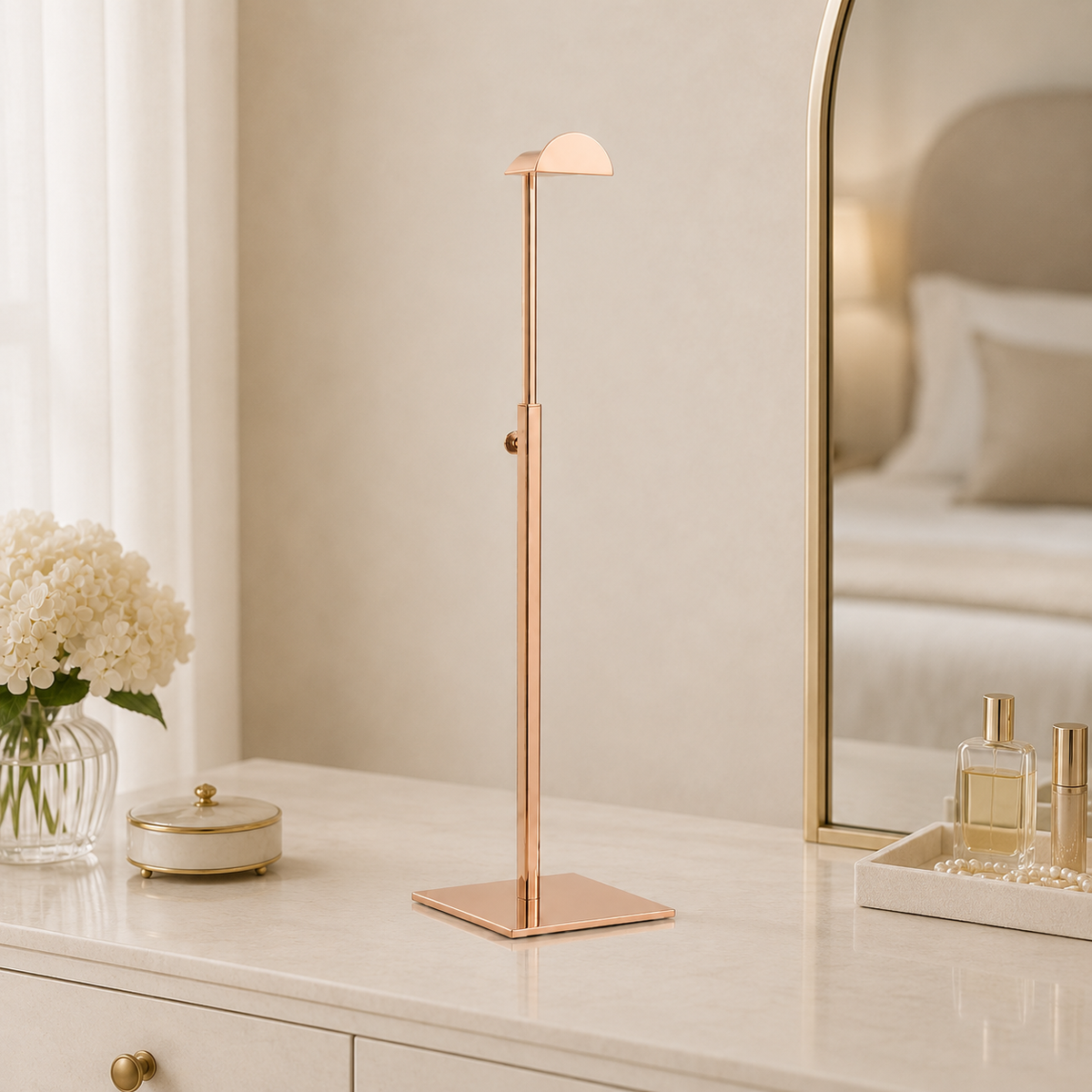 Adjustable Handbag Display Stand